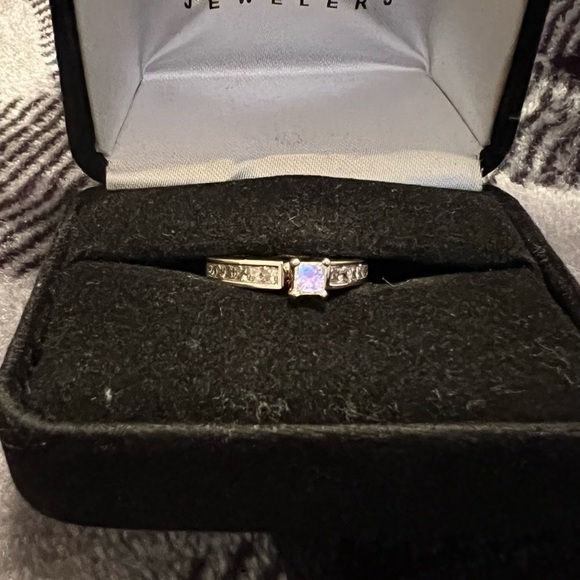 Beautiful Engagement Ring main image 8